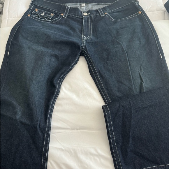 Men’s True Religion Jeans - Picture 3 of 5